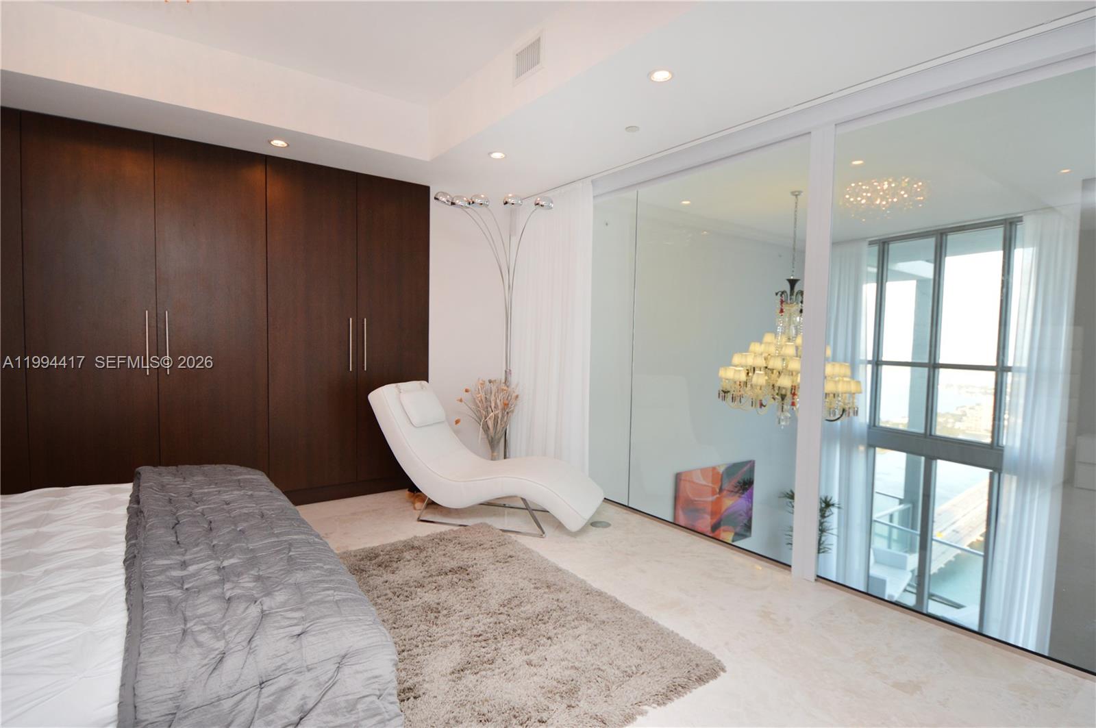 1100 Biscayne Blvd #6104, Miami FL 33132