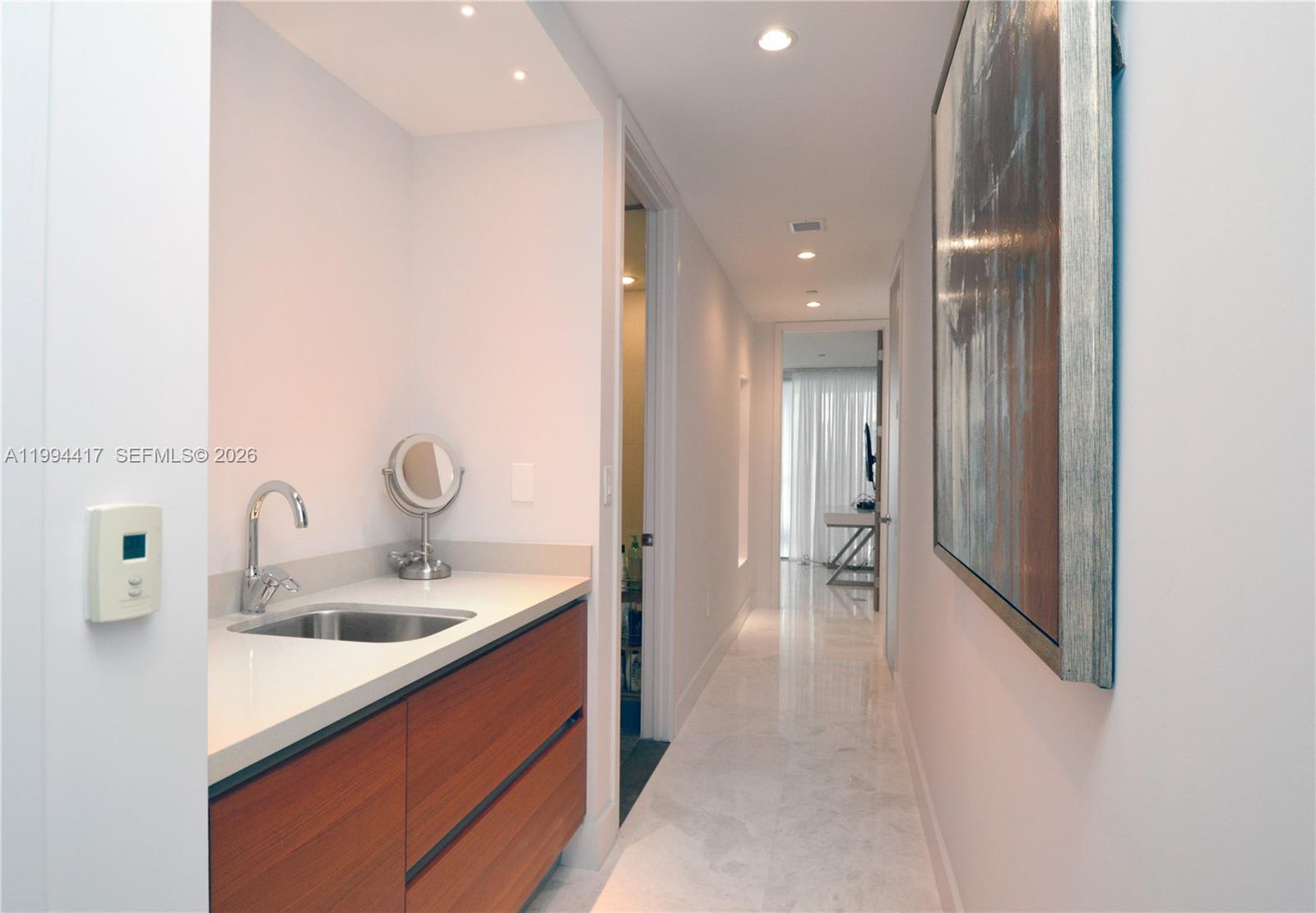 1100 Biscayne Blvd #6104, Miami FL 33132