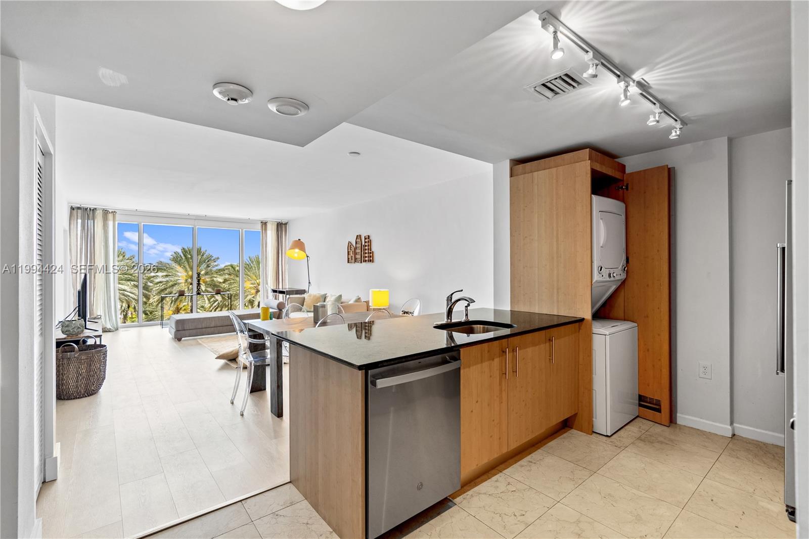 10275 Collins Ave #429, Bal Harbour FL 33154