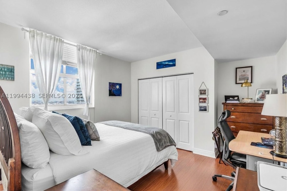 1250 S Miami Ave #3206, Miami FL 33130