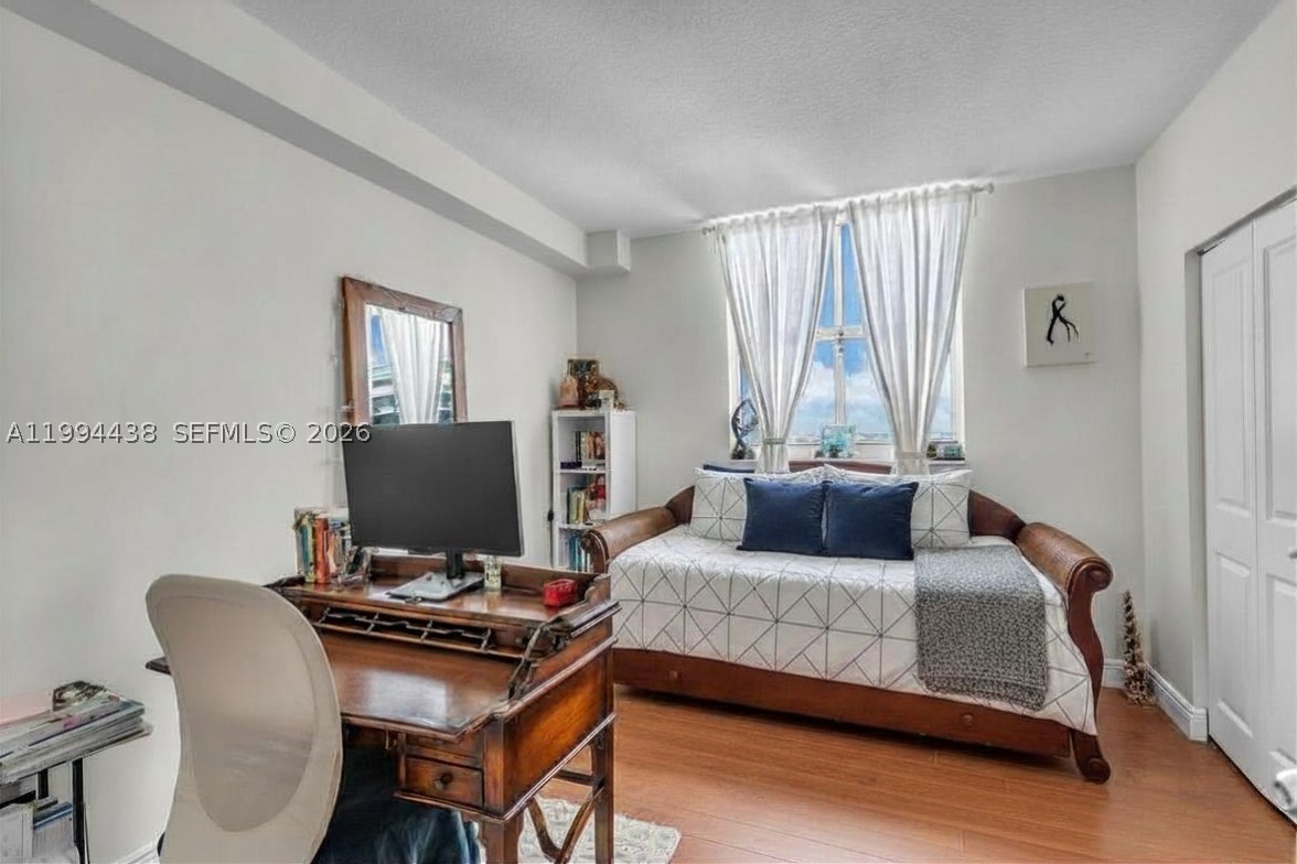 1250 S Miami Ave #3206, Miami FL 33130