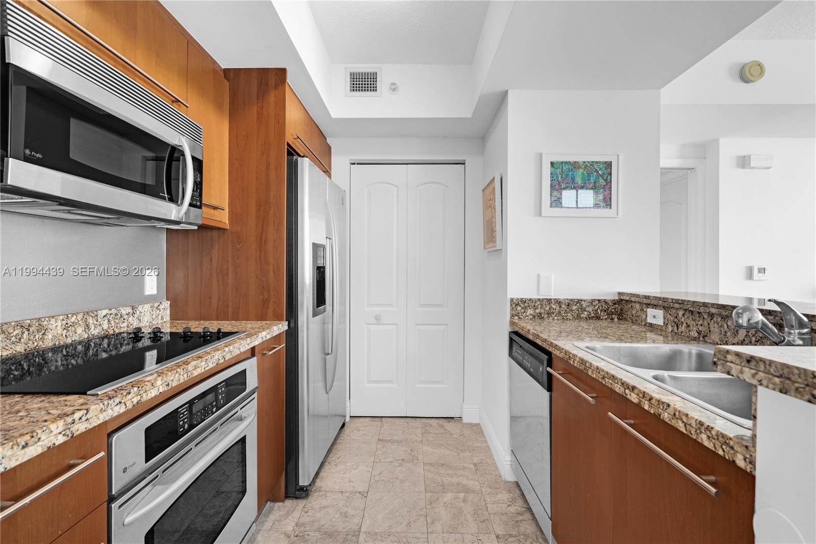 110 Washington Ave #1712, Miami Beach FL 33139