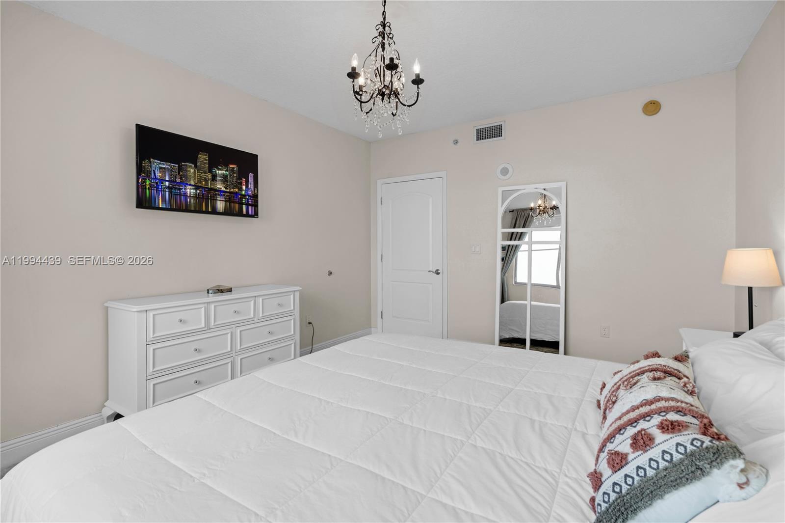 110 Washington Ave #1712, Miami Beach FL 33139