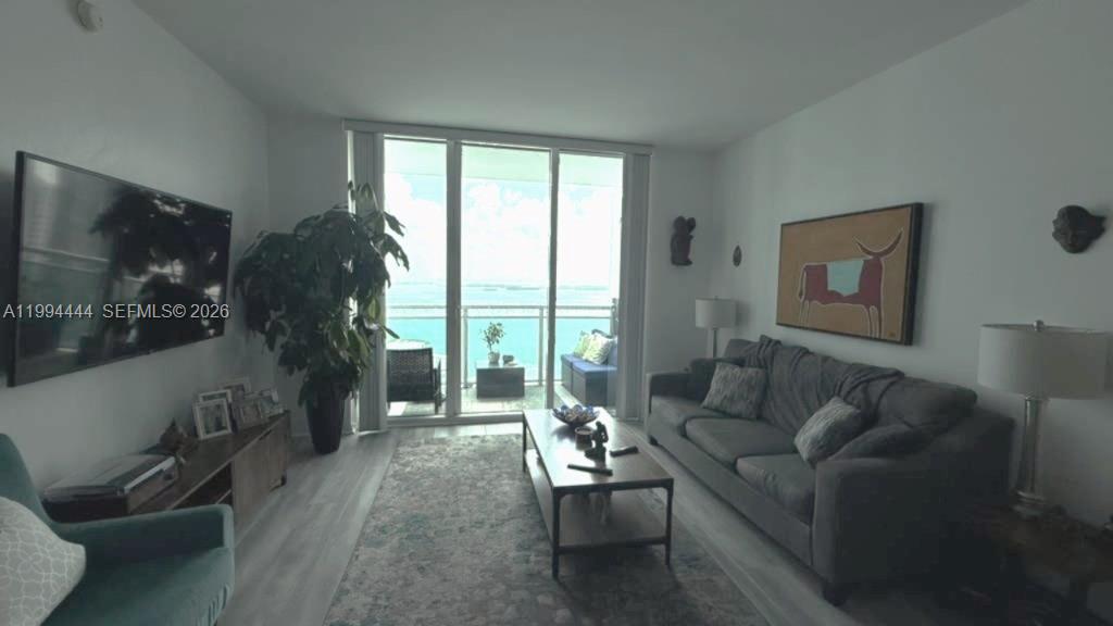951 Brickell Ave #3002, Miami FL 33131
