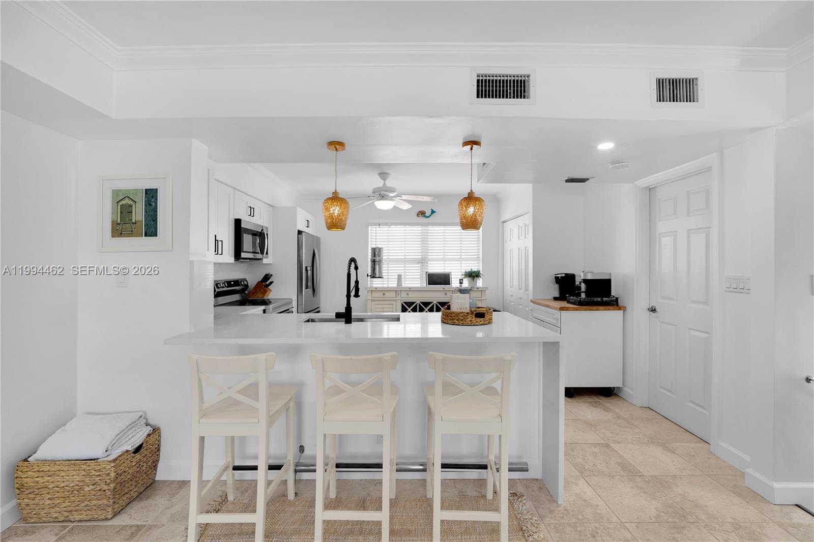 335 Virginia St, Hollywood FL 33019