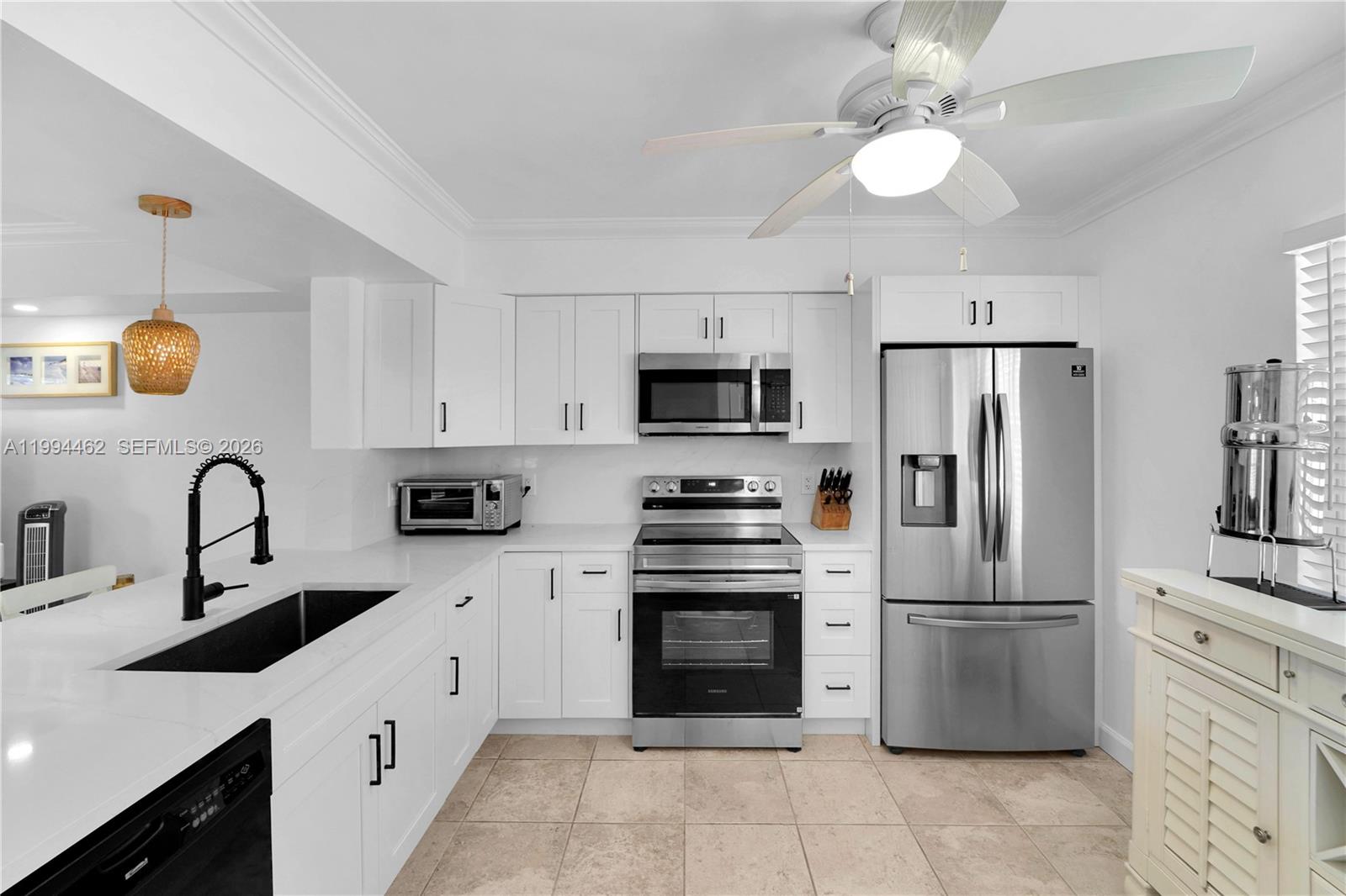 335 Virginia St, Hollywood FL 33019