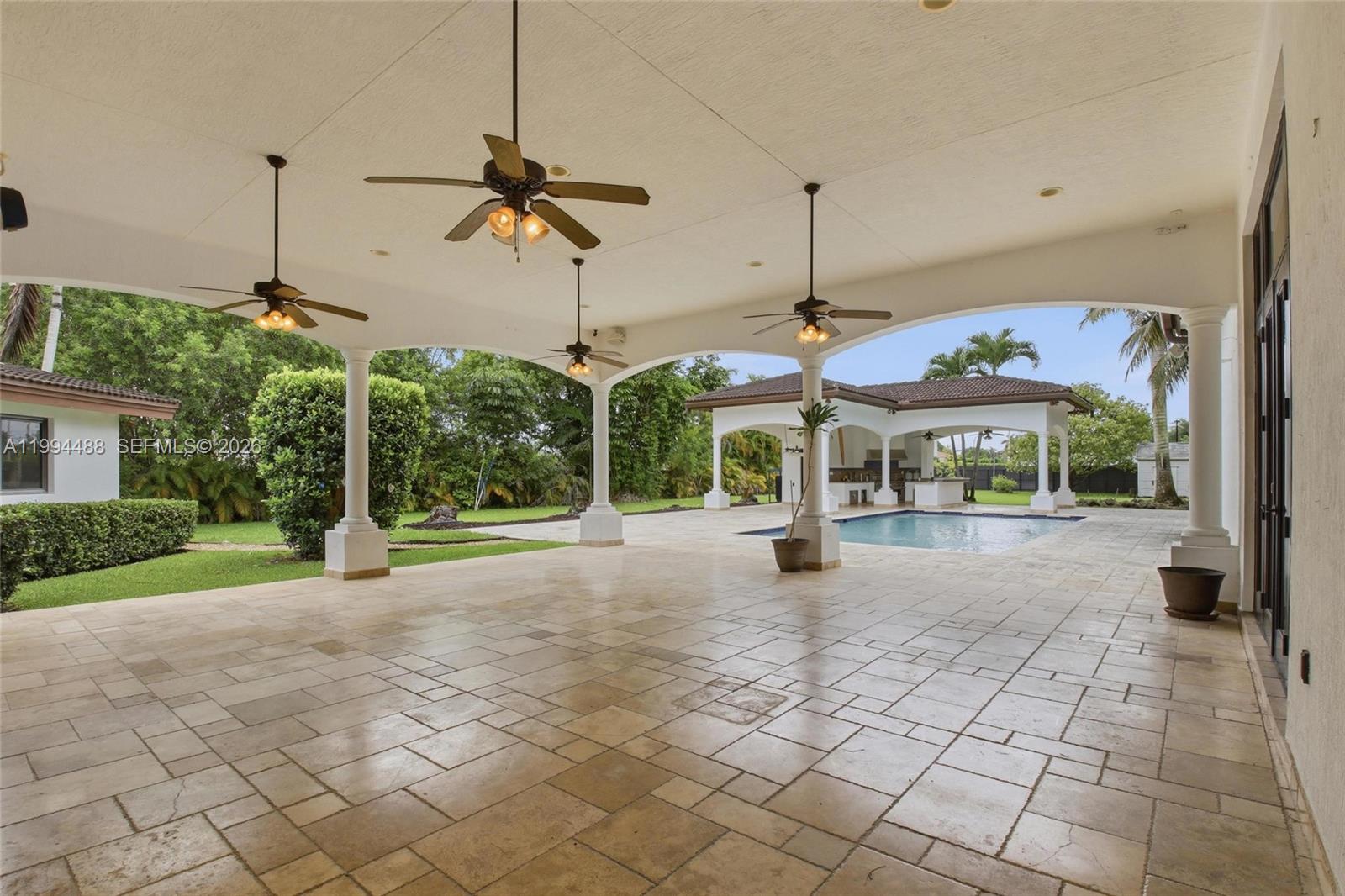 6200 SW 97th Ave, Miami FL 33173