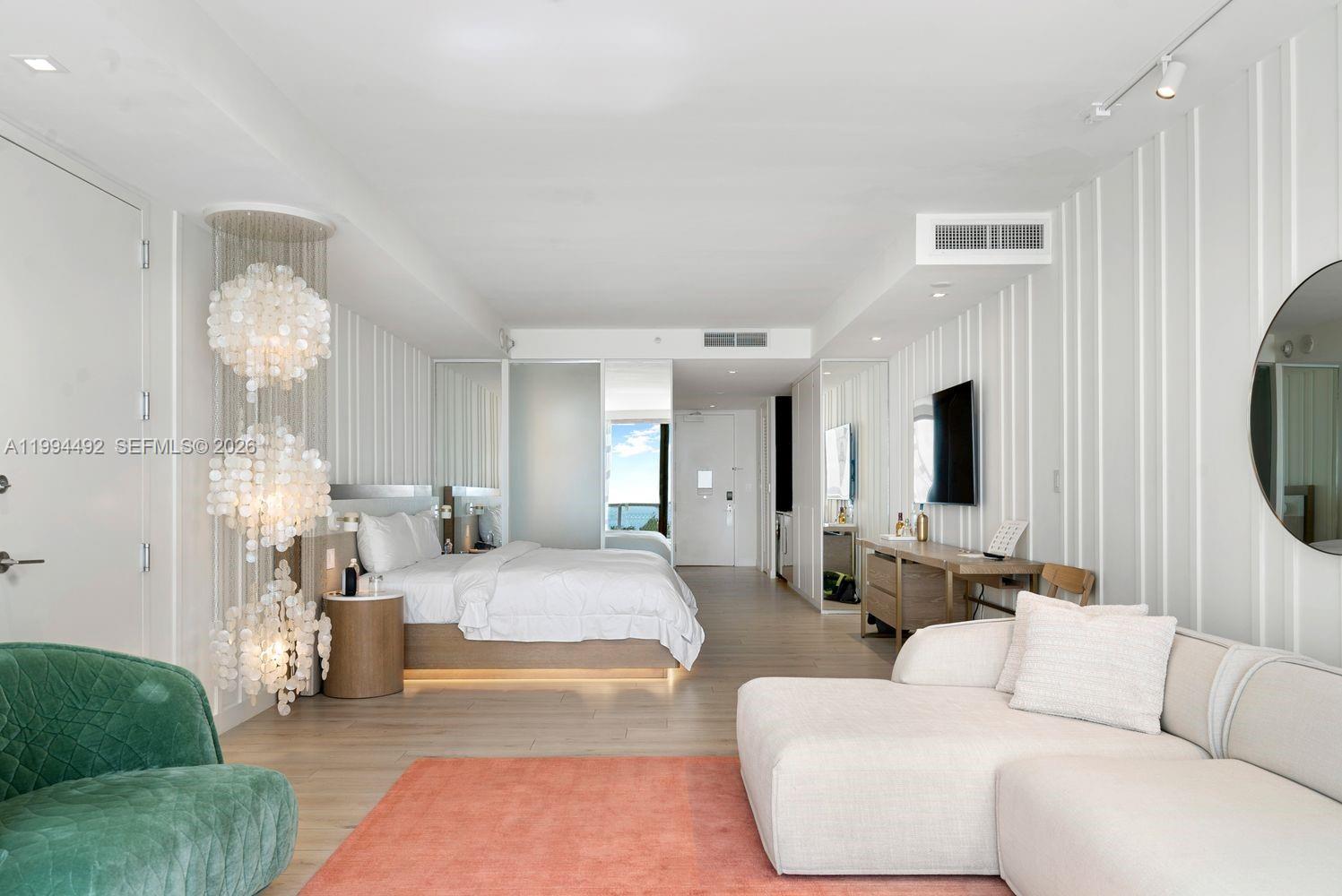 2201 Collins Ave #532, Miami Beach FL 33139