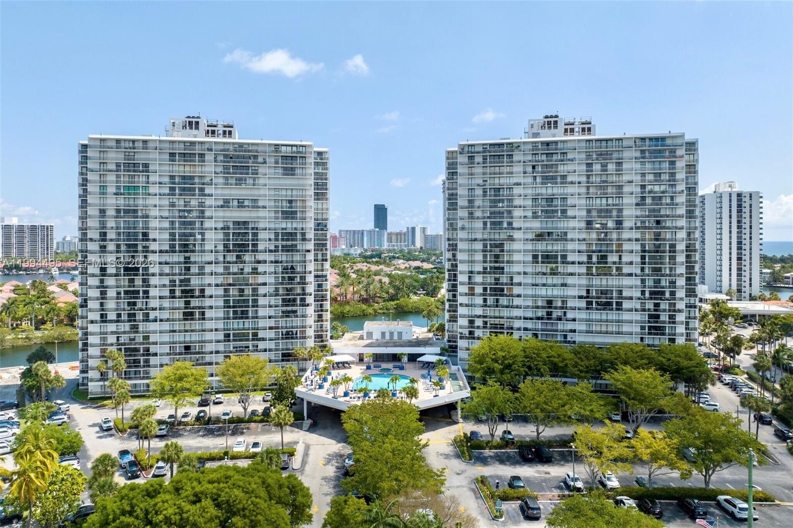 3701 N Country Club Dr #1505, Aventura FL 33180