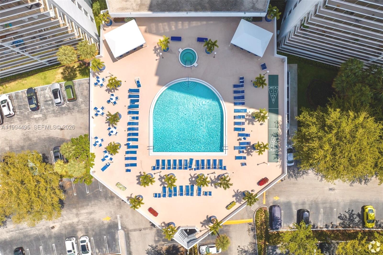 3701 N Country Club Dr #1505, Aventura FL 33180