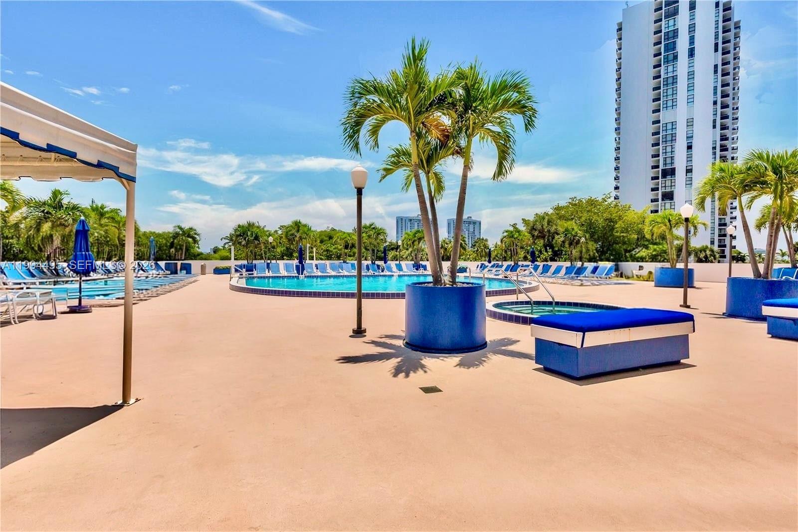 3701 N Country Club Dr #1505, Aventura FL 33180
