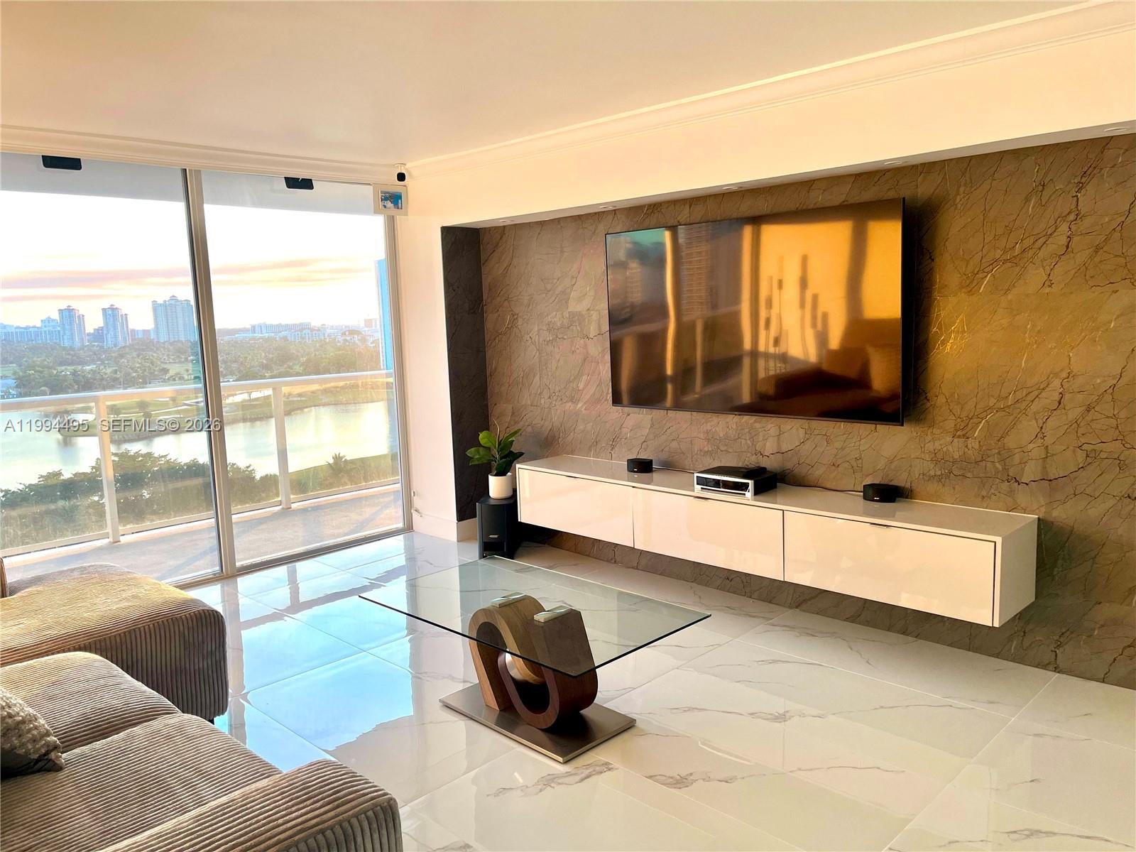 3701 N Country Club Dr #1505, Aventura FL 33180