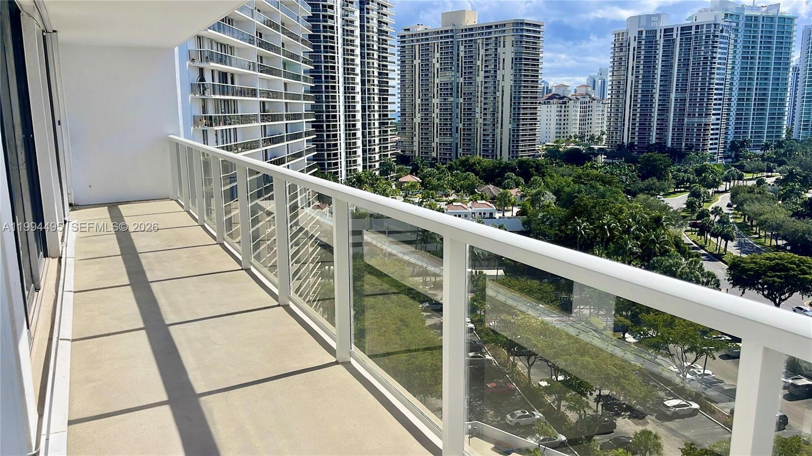 3701 N Country Club Dr #1505, Aventura FL 33180