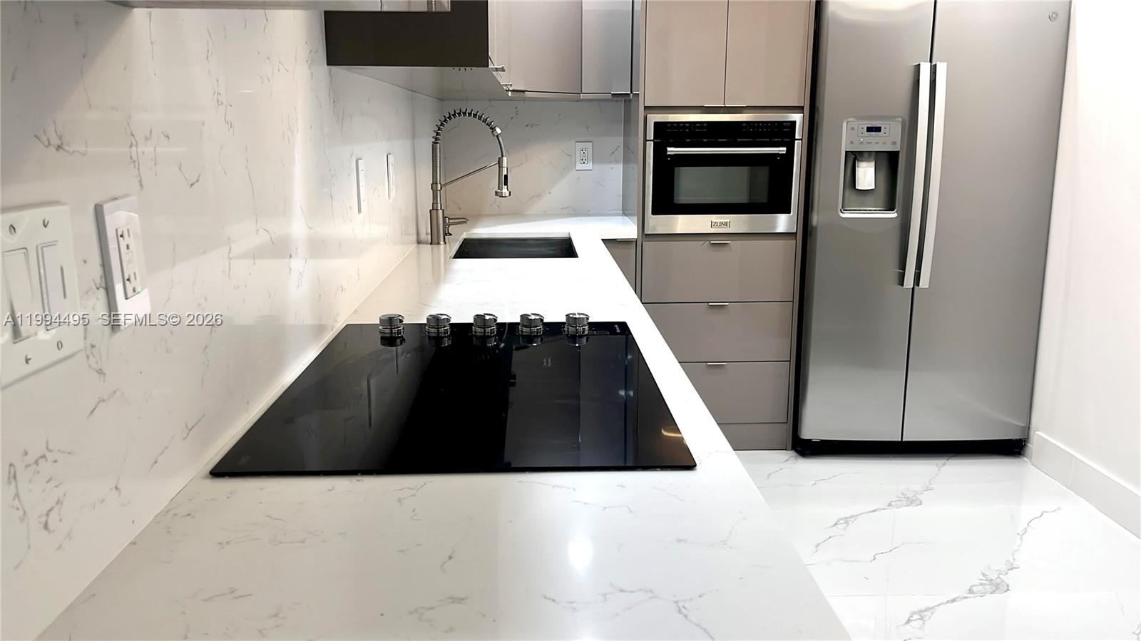 3701 N Country Club Dr #1505, Aventura FL 33180