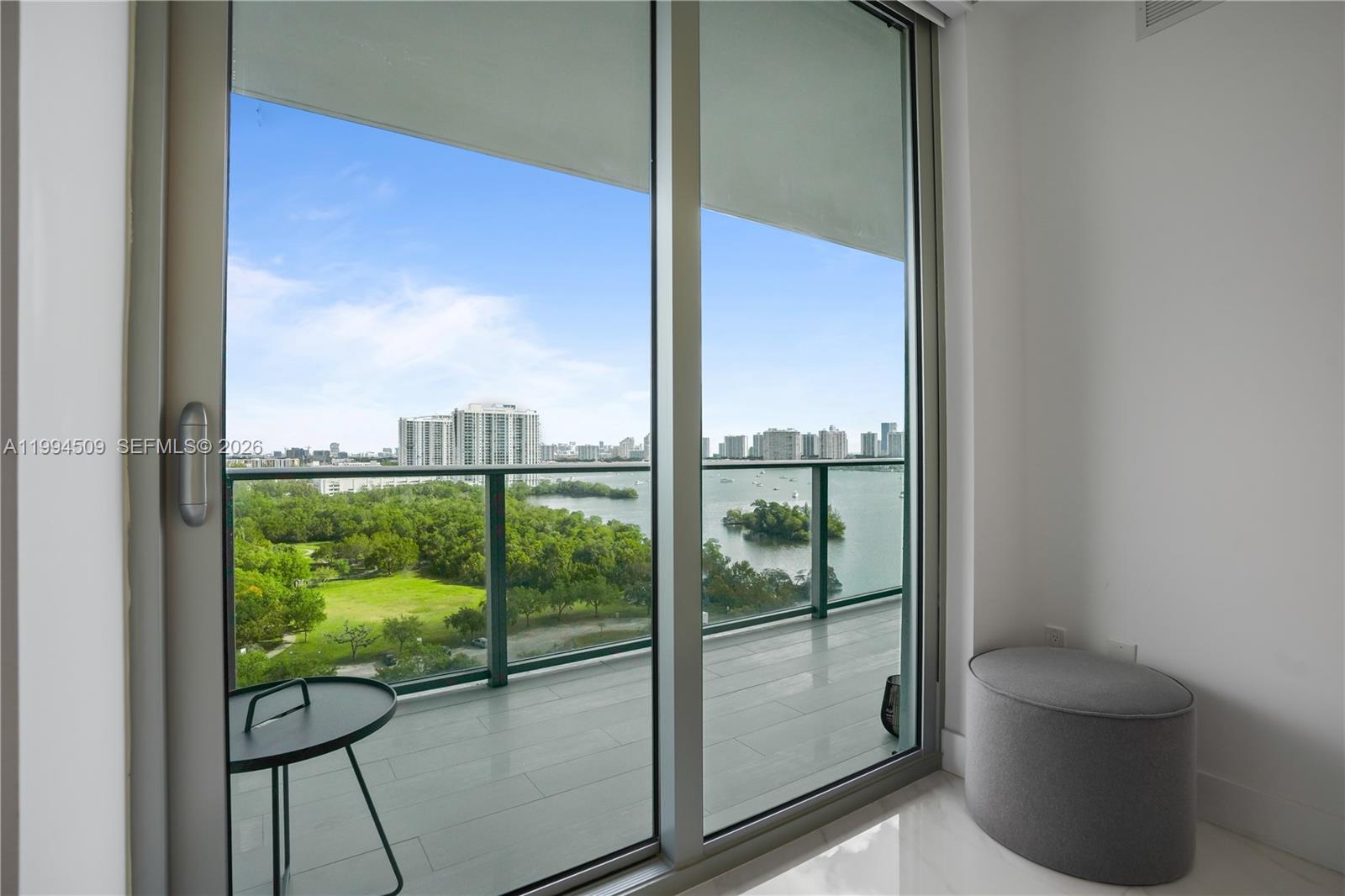 16385 NE Biscayne Blvd #1402, North Miami Beach FL 33160
