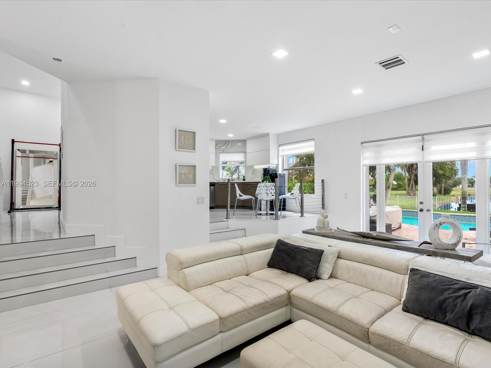 1607 SW 157th Ave, Pembroke Pines FL 33027