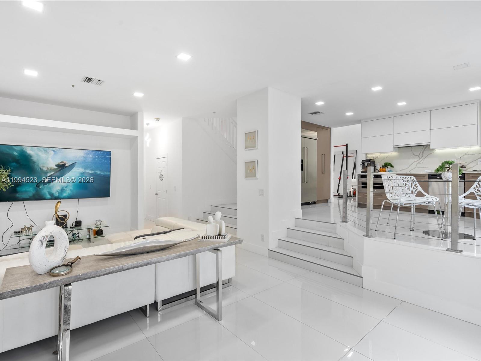 1607 SW 157th Ave, Pembroke Pines FL 33027