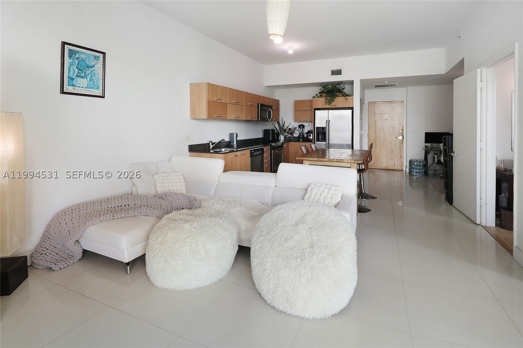 350 S Miami Ave #4110, Miami FL 33130