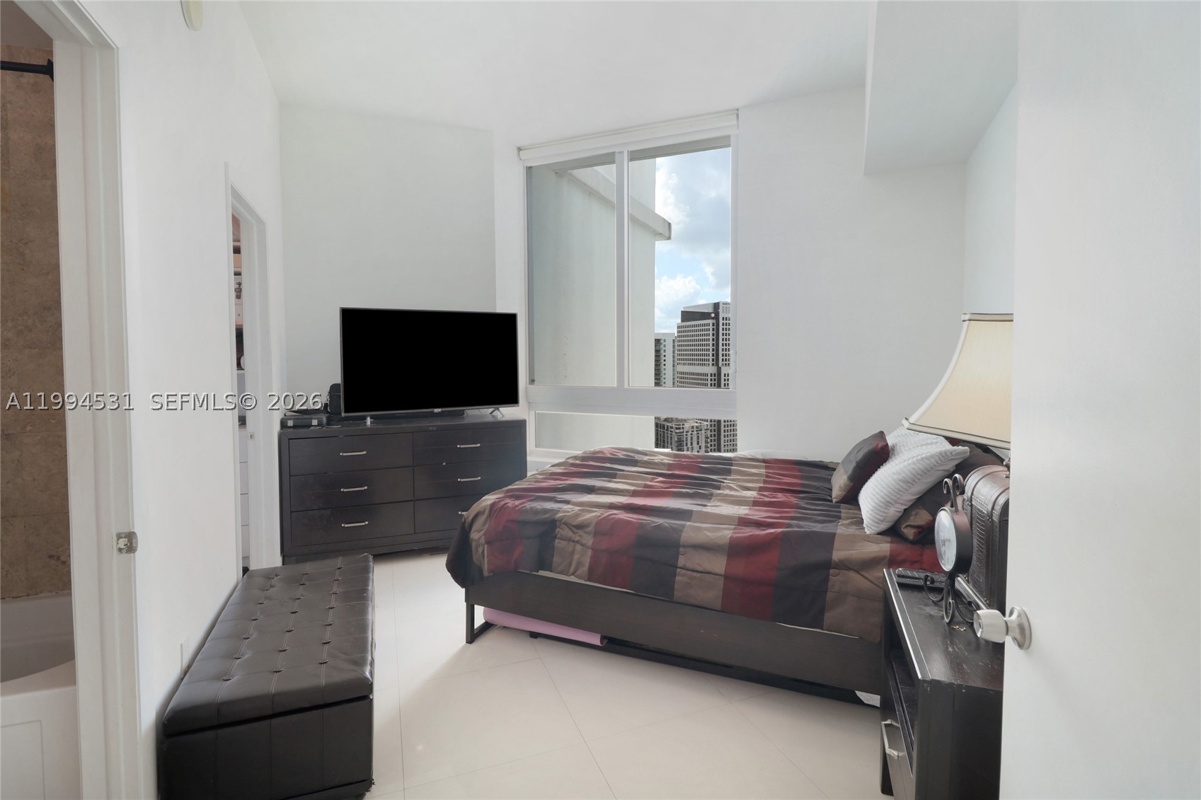 350 S Miami Ave #4110, Miami FL 33130