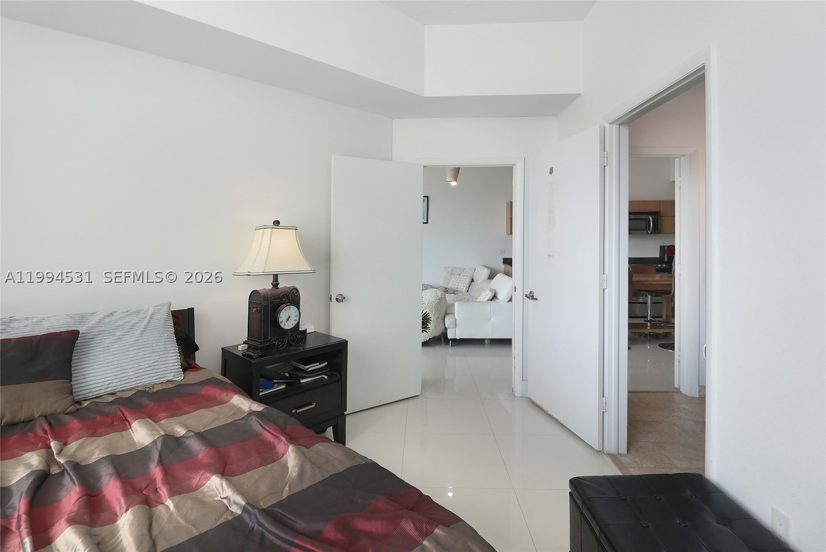 350 S Miami Ave #4110, Miami FL 33130