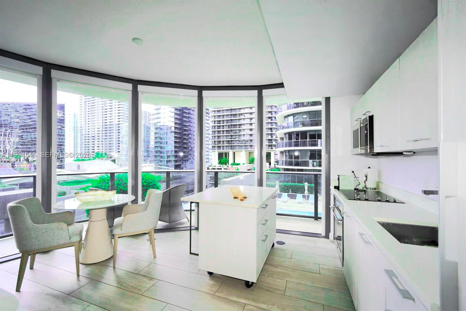 55 SW 9th St #1001, Miami FL 33130