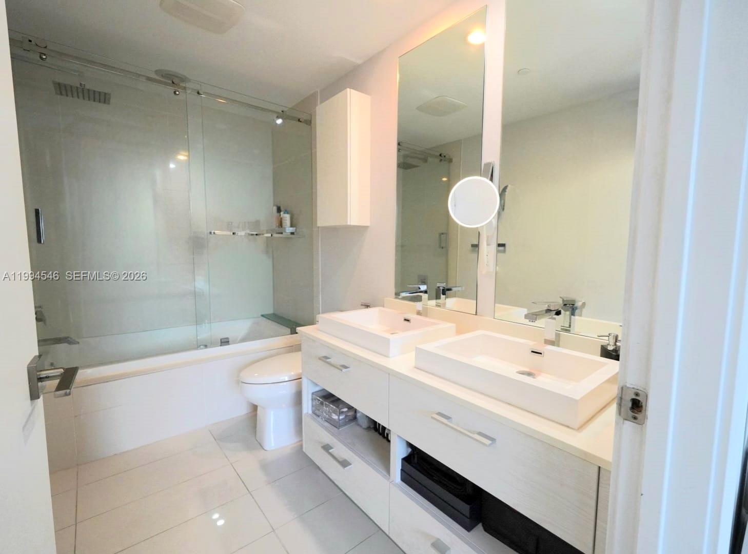 55 SW 9th St #1001, Miami FL 33130