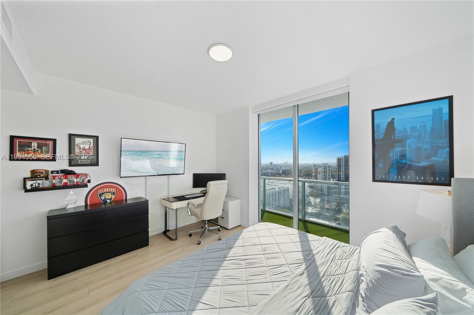 1111 SW 1st Ave #2114-N, Miami FL 33130
