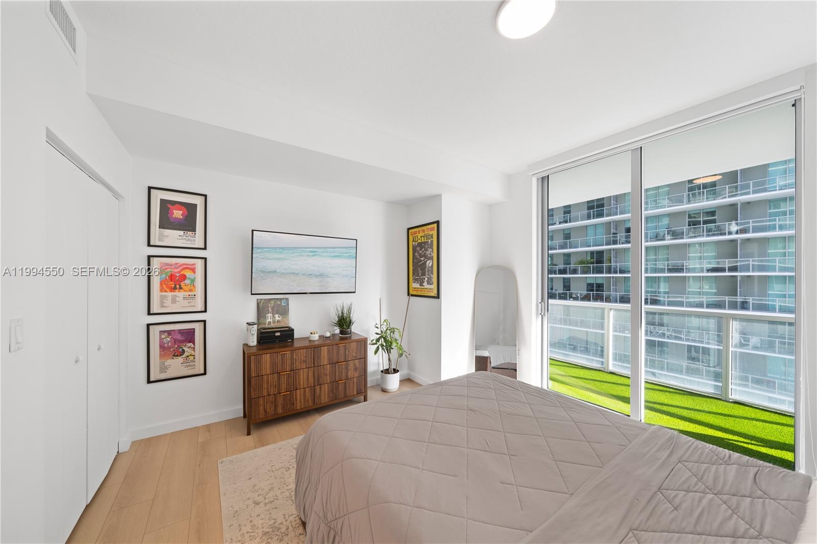 1111 SW 1st Ave #2114-N, Miami FL 33130