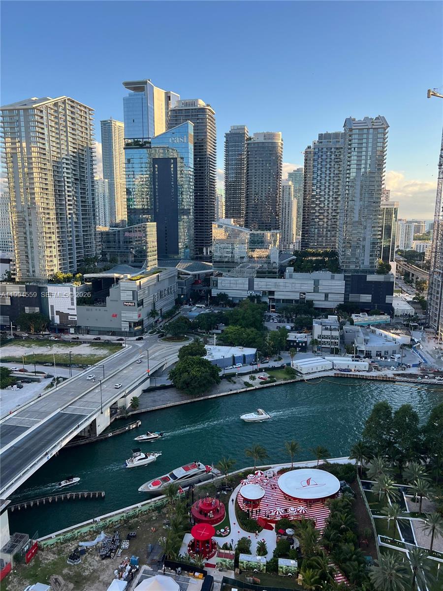 350 S Miami Ave #2714, Miami FL 33130