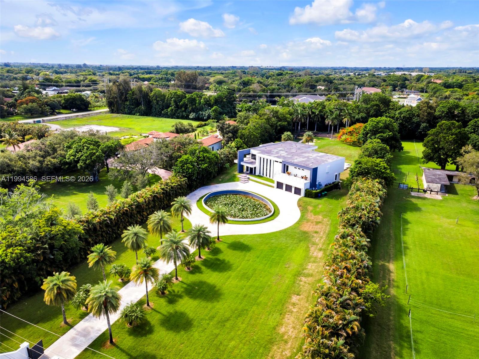13441 Mustang Trl, Southwest Ranches FL 33330