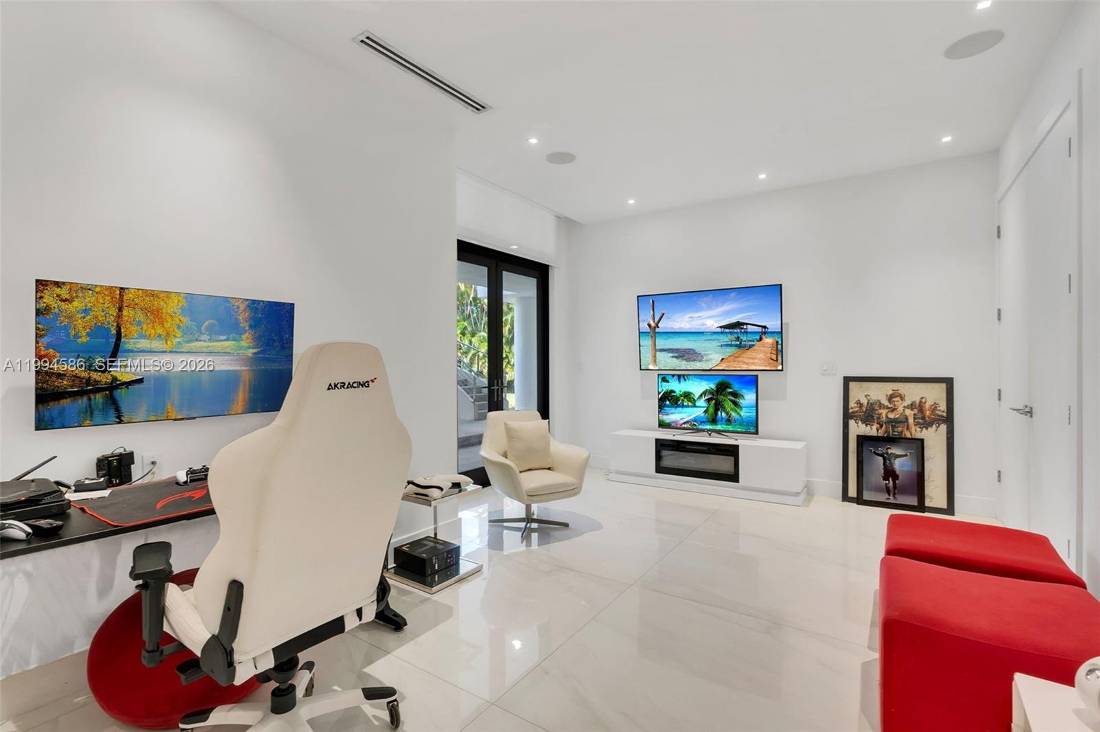 13441 Mustang Trl, Southwest Ranches FL 33330