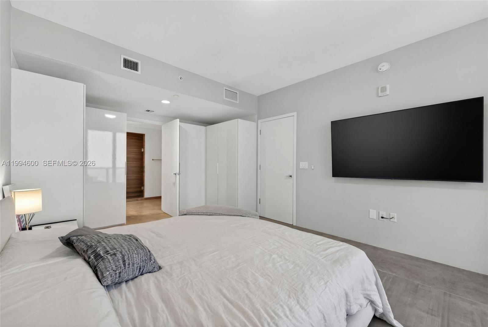 1010 Brickell Av #4203, Miami FL 33131