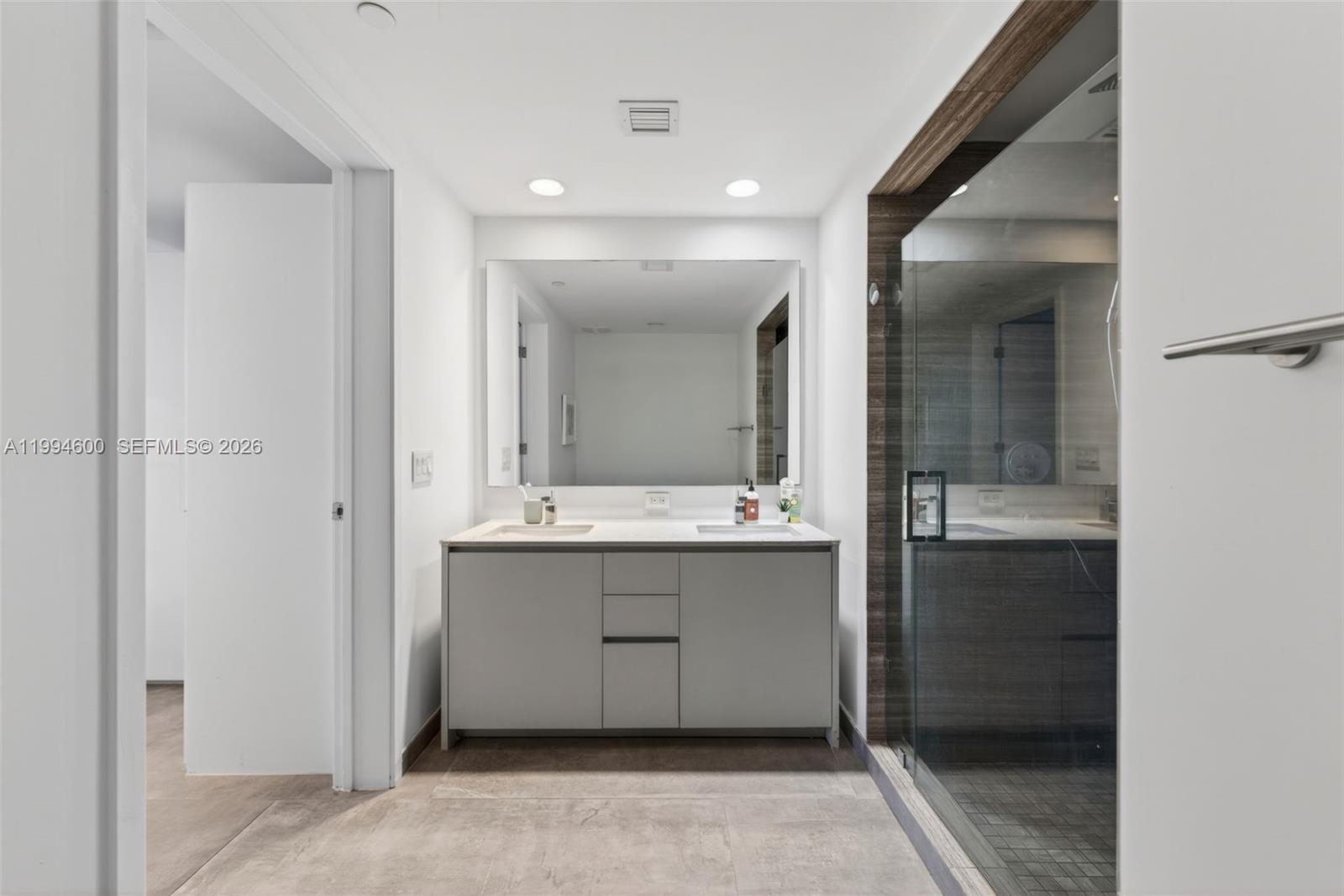 1010 Brickell Av #4203, Miami FL 33131
