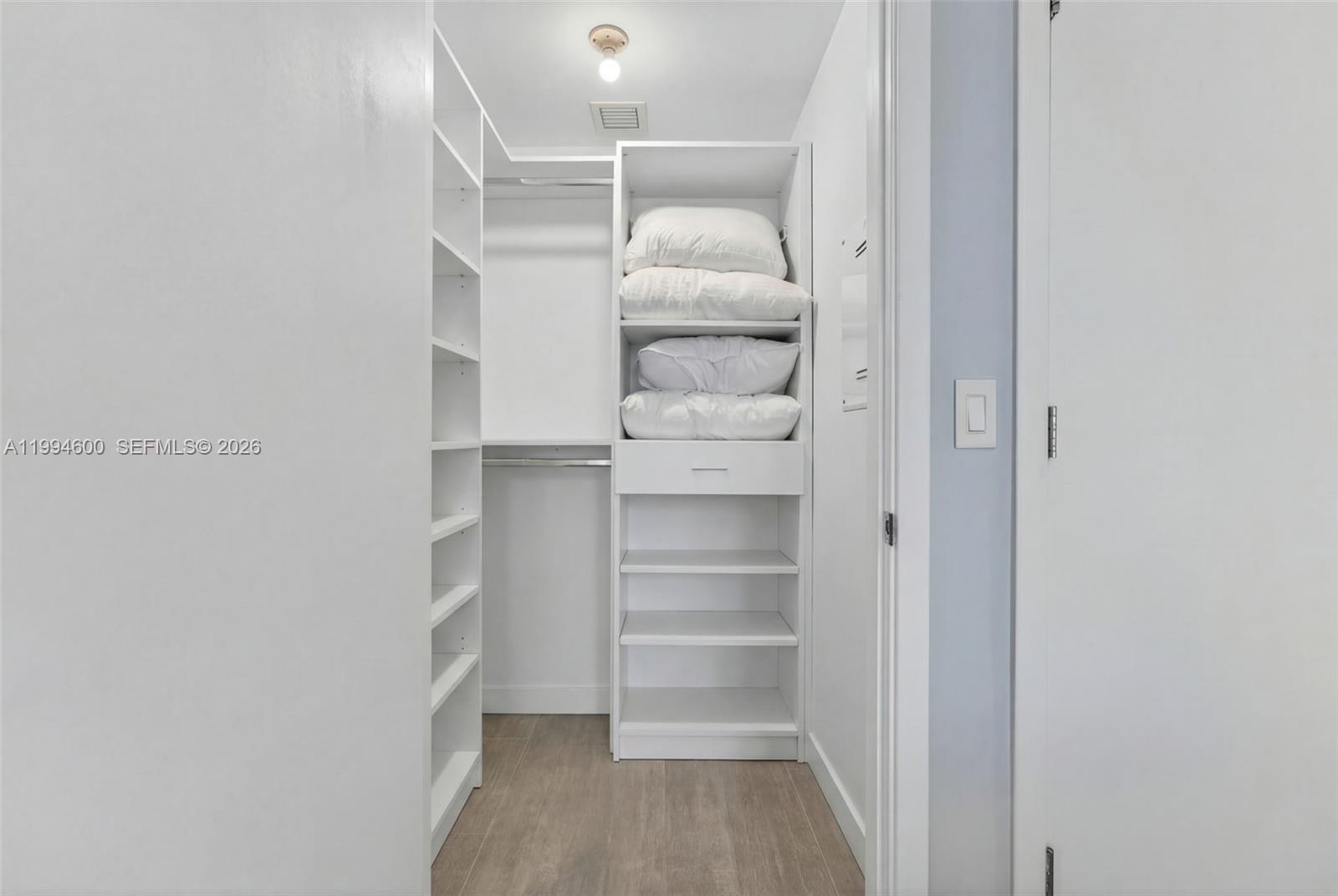 1010 Brickell Av #4203, Miami FL 33131