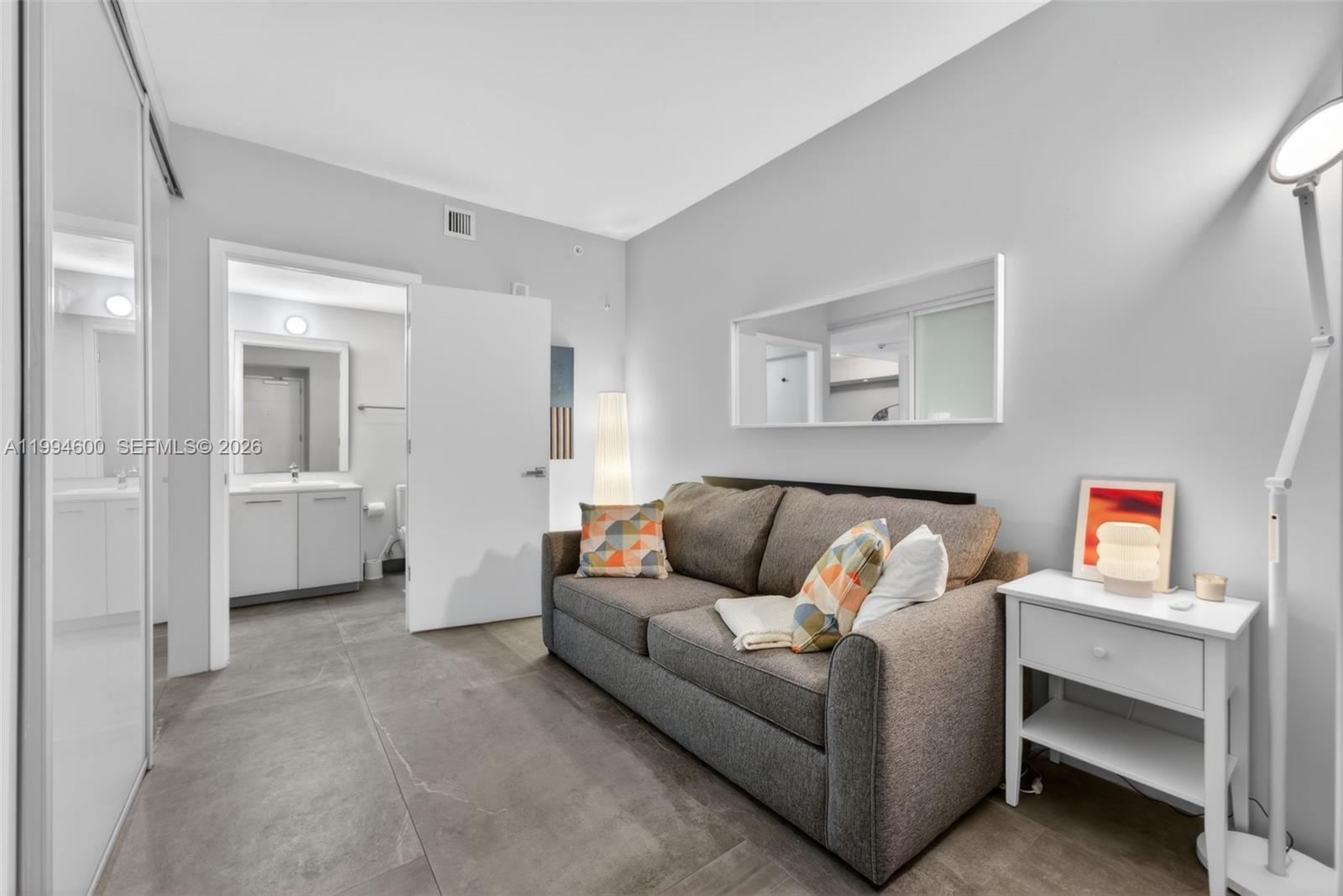 1010 Brickell Av #4203, Miami FL 33131