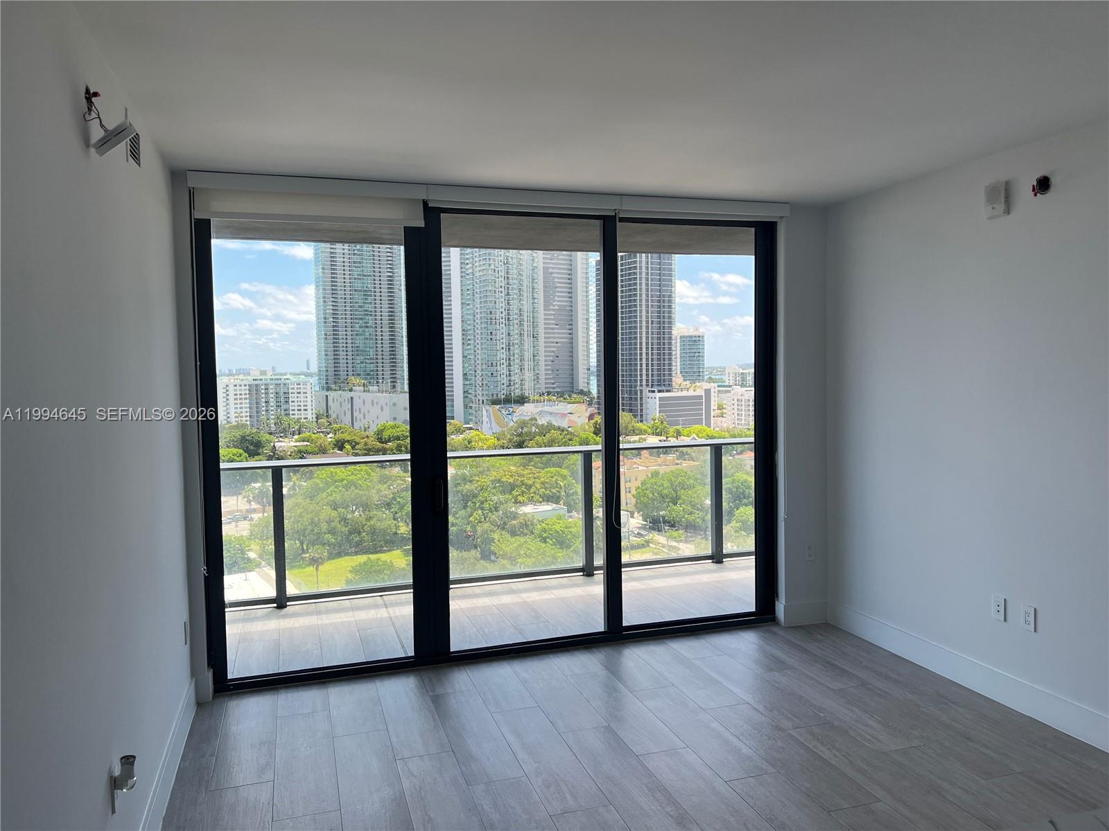 121 NE 34th St #1207, Miami FL 33137
