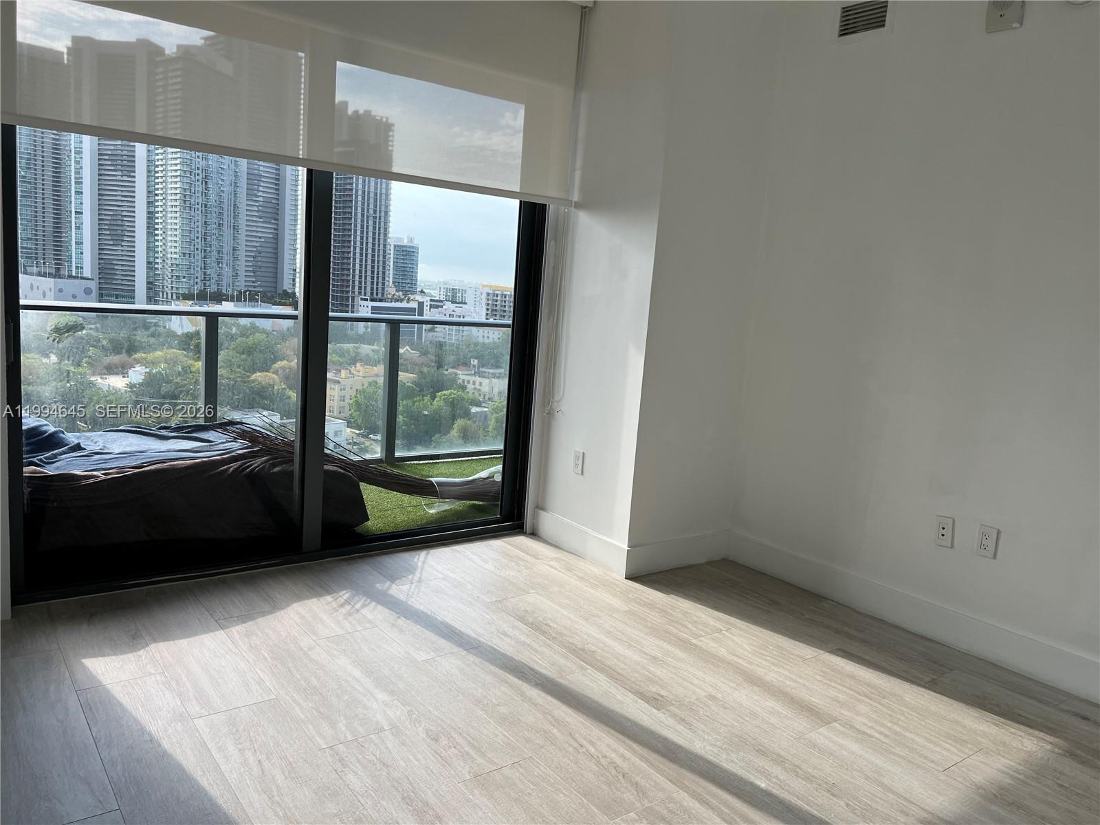 121 NE 34th St #1207, Miami FL 33137