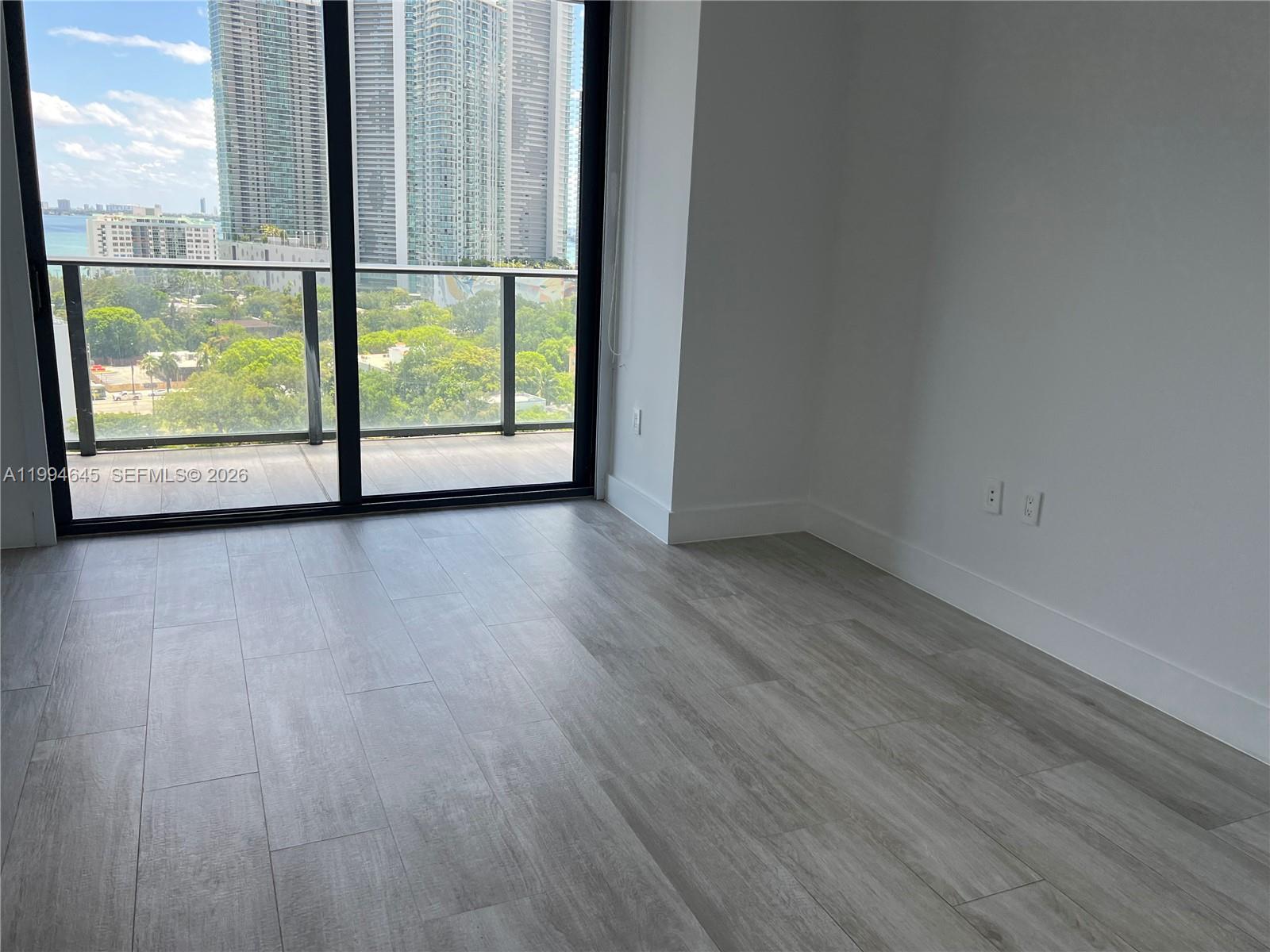 121 NE 34th St #1207, Miami FL 33137