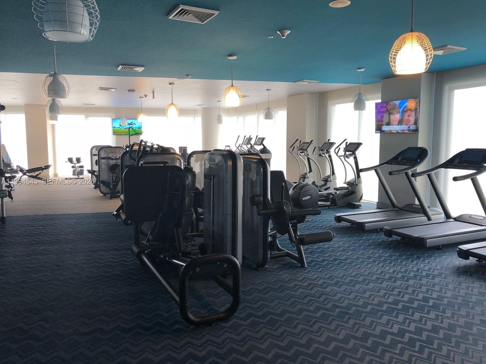 121 NE 34th St #1207, Miami FL 33137