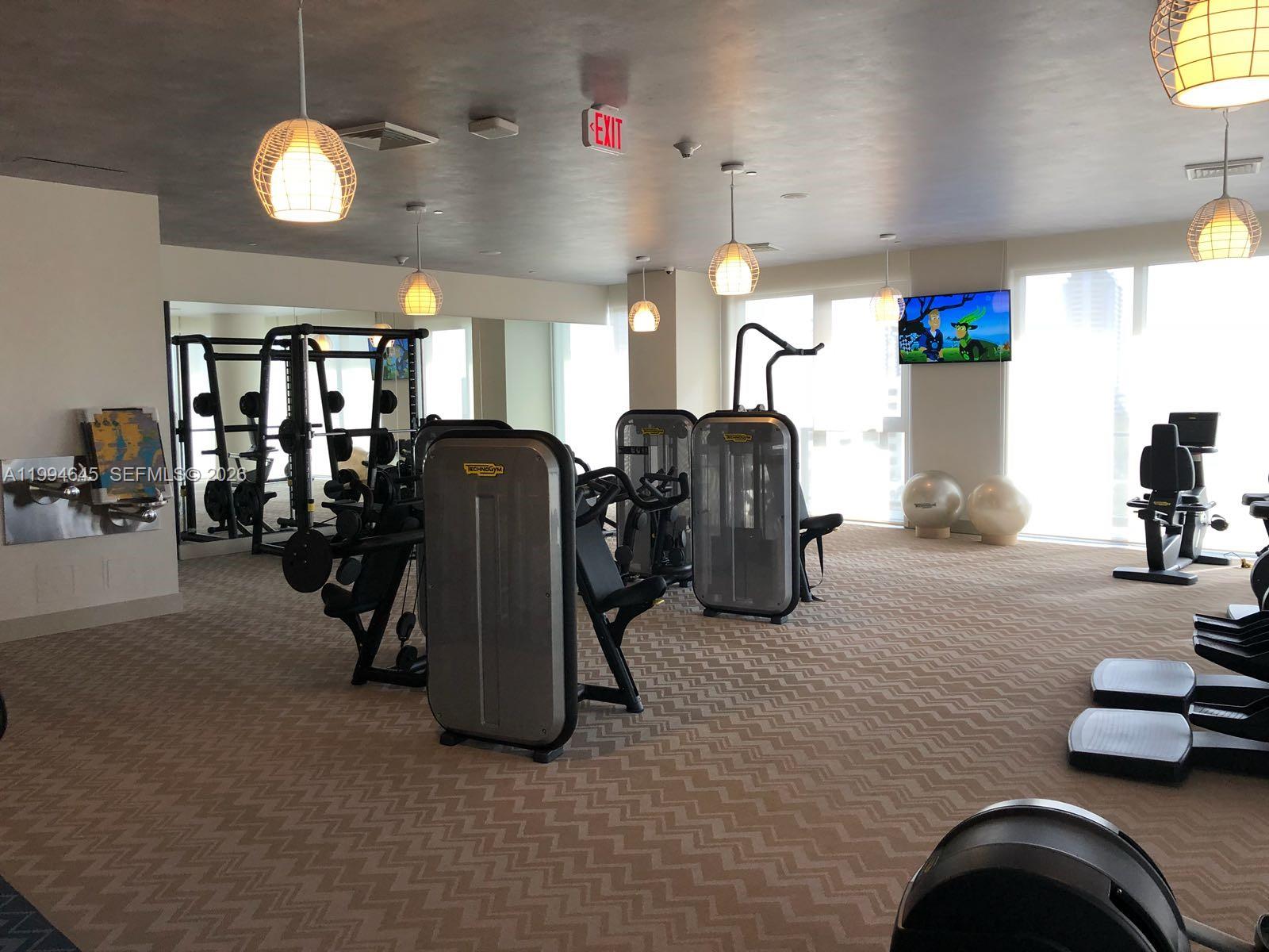 121 NE 34th St #1207, Miami FL 33137