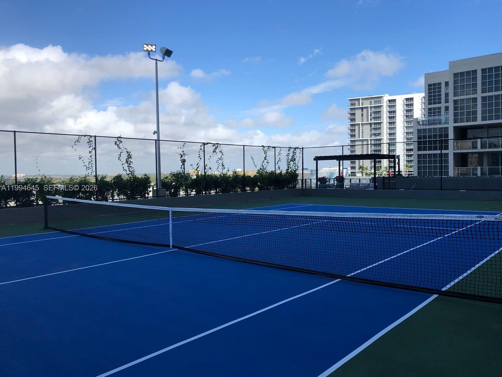 121 NE 34th St #1207, Miami FL 33137