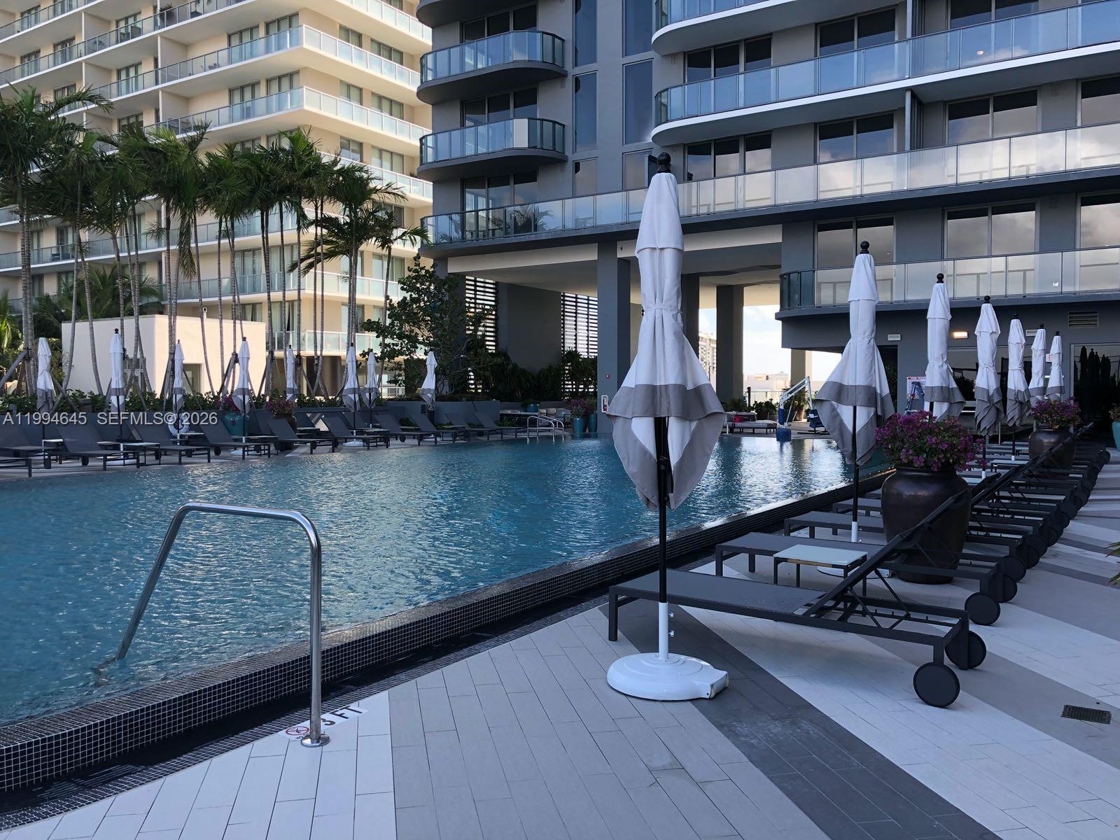 121 NE 34th St #1207, Miami FL 33137