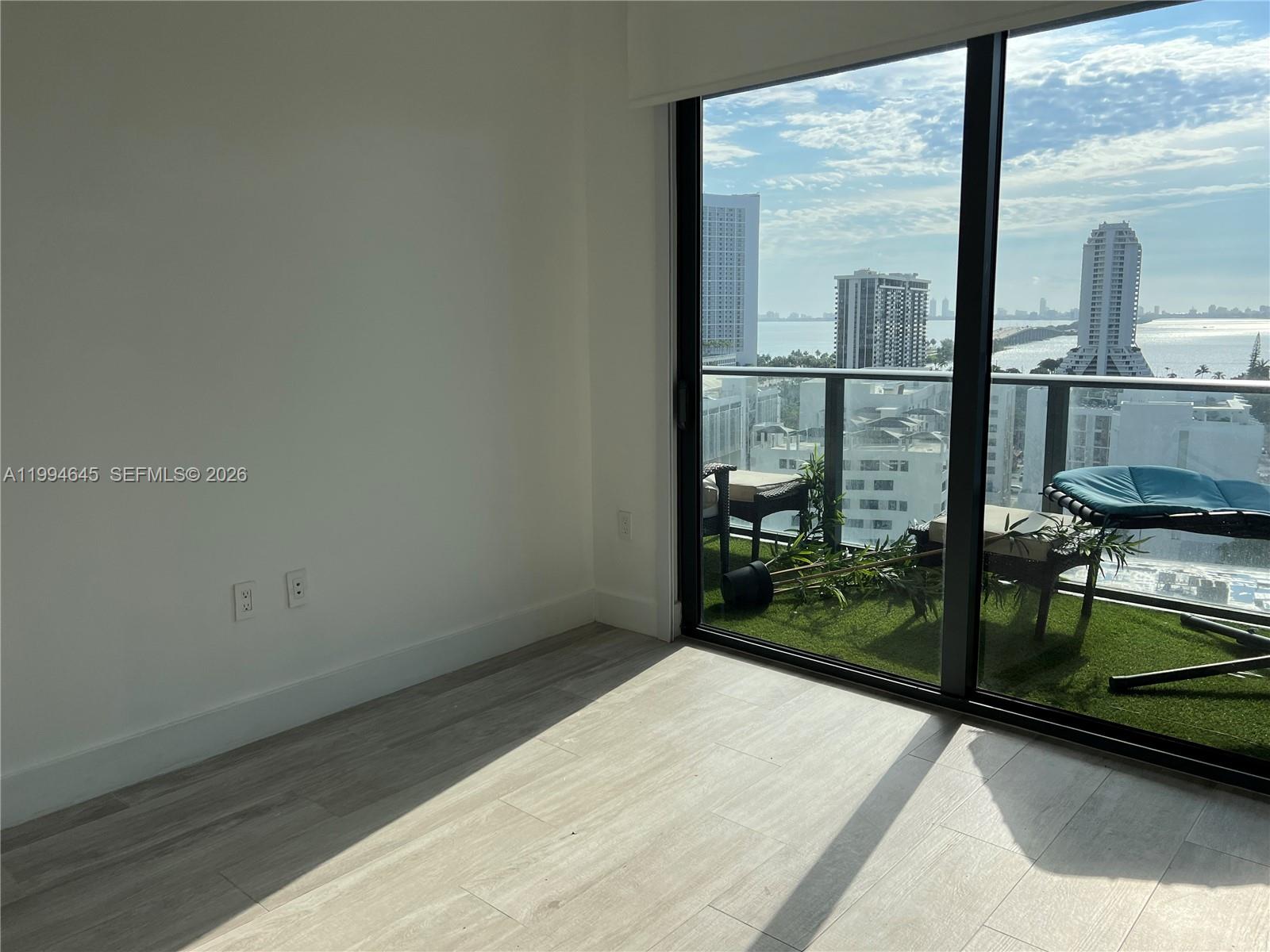 121 NE 34th St #1207, Miami FL 33137