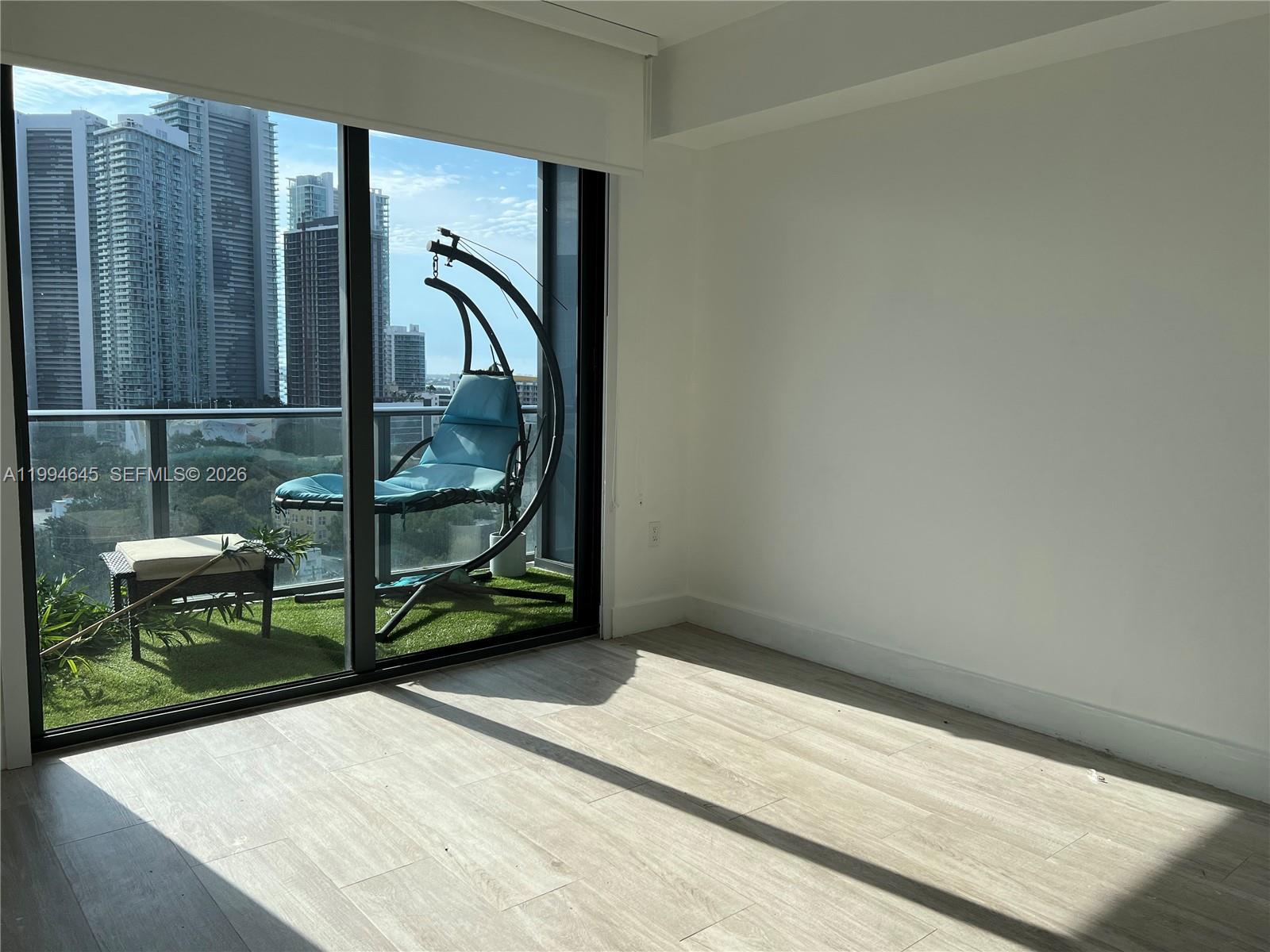 121 NE 34th St #1207, Miami FL 33137