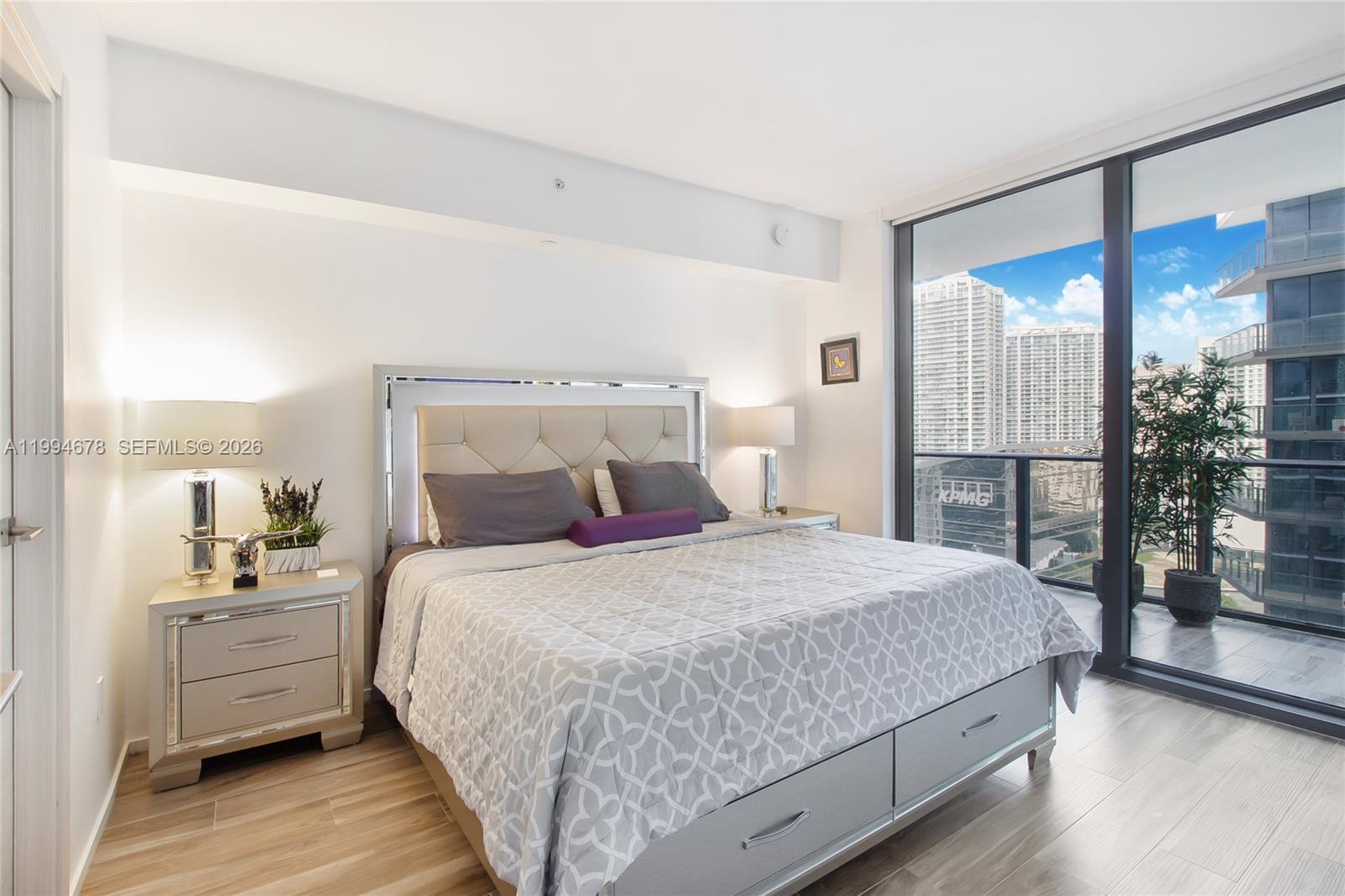 801 S Miami Ave #2308, Miami FL 33130