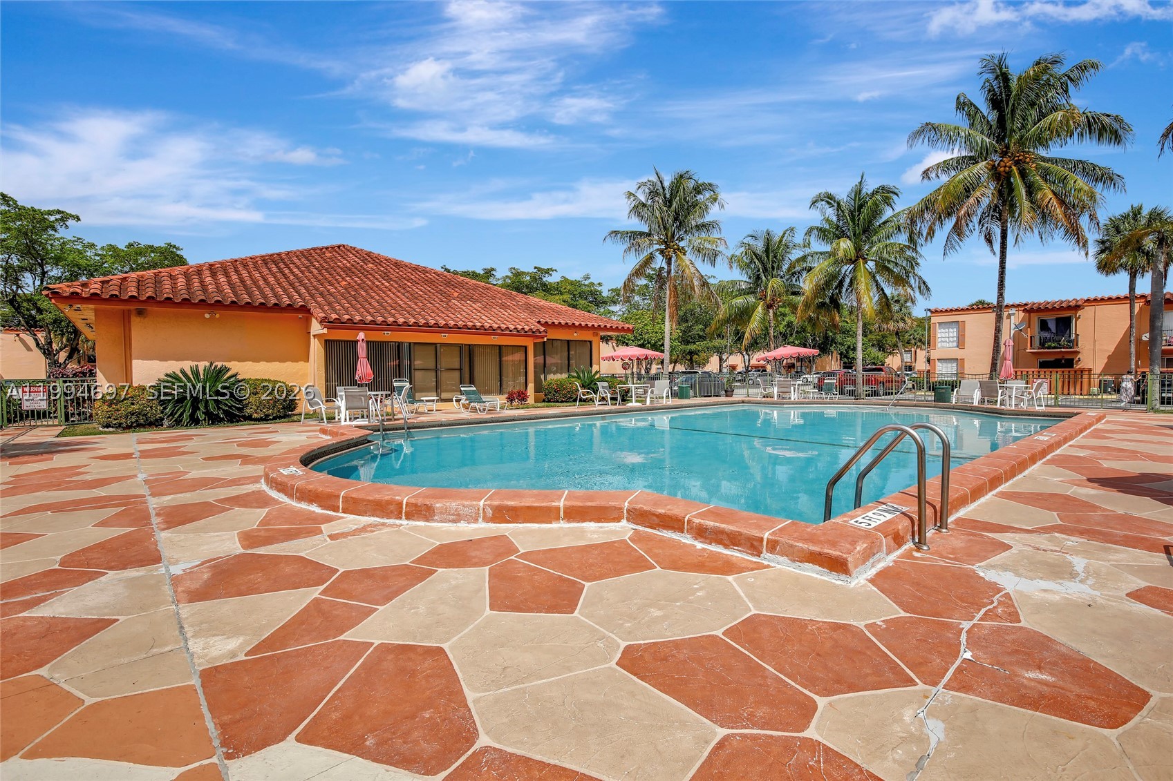 7241 Miami Lakes Dr #D14, Miami Lakes FL 33014