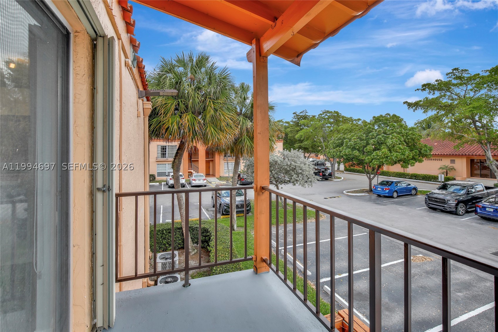7241 Miami Lakes Dr #D14, Miami Lakes FL 33014