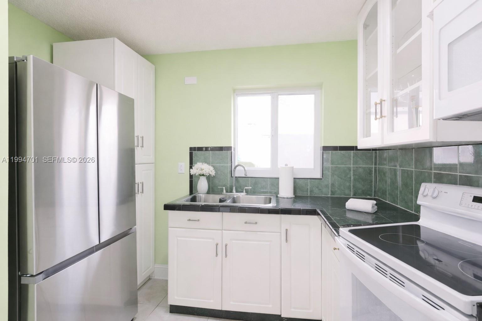 601 SW 116th Ct, Sweetwater FL 33174