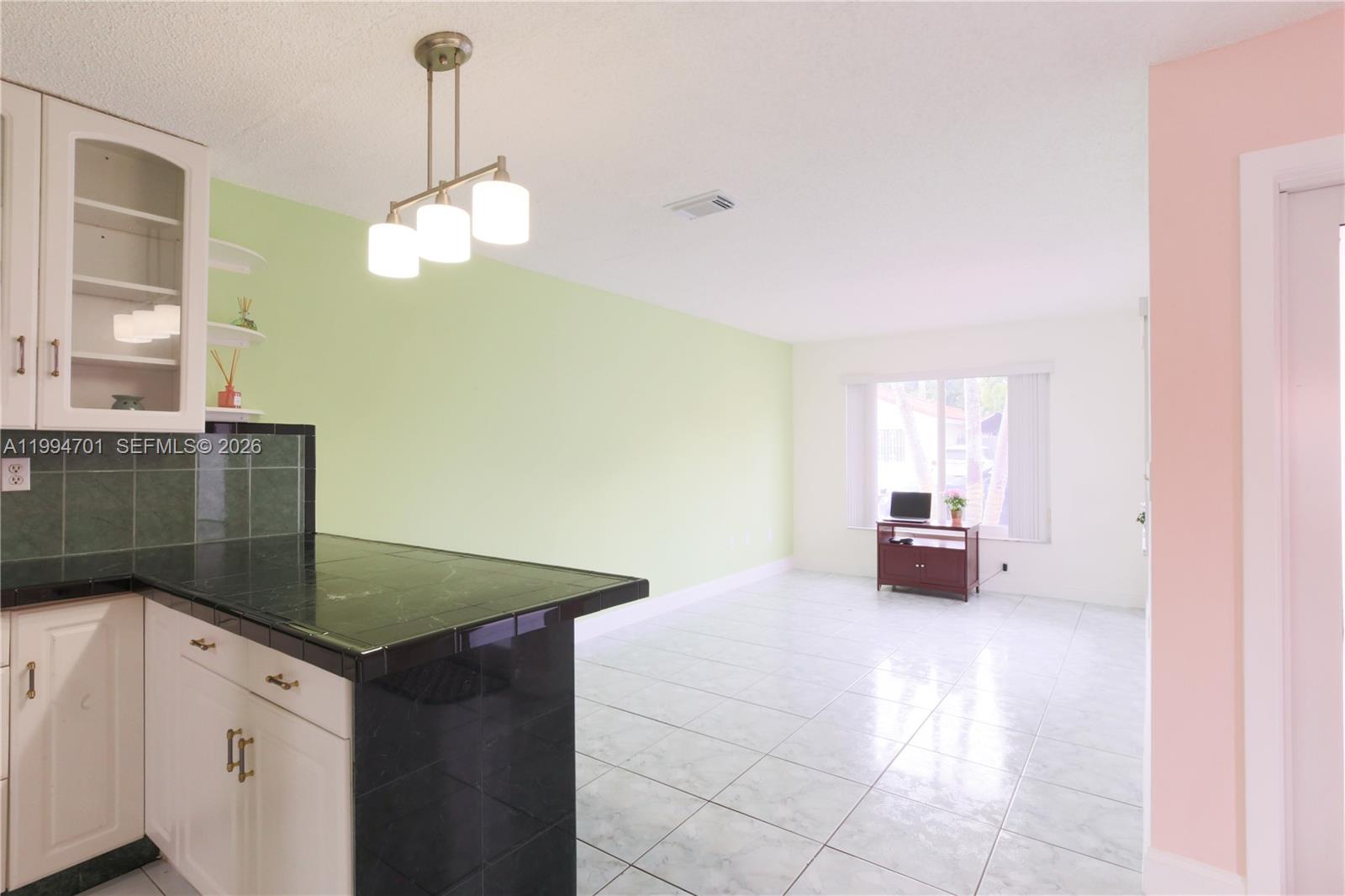 601 SW 116th Ct, Sweetwater FL 33174