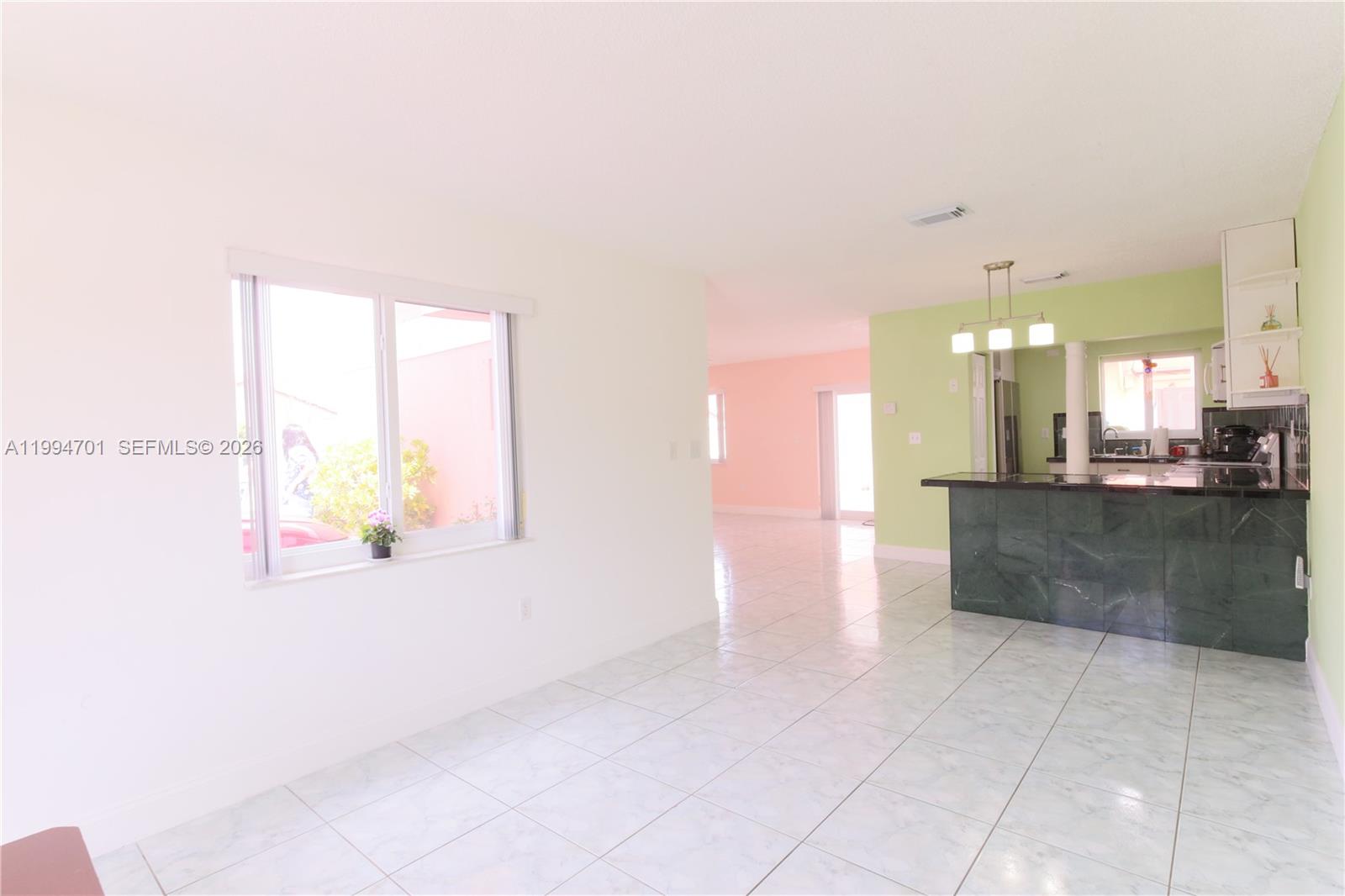 601 SW 116th Ct, Sweetwater FL 33174